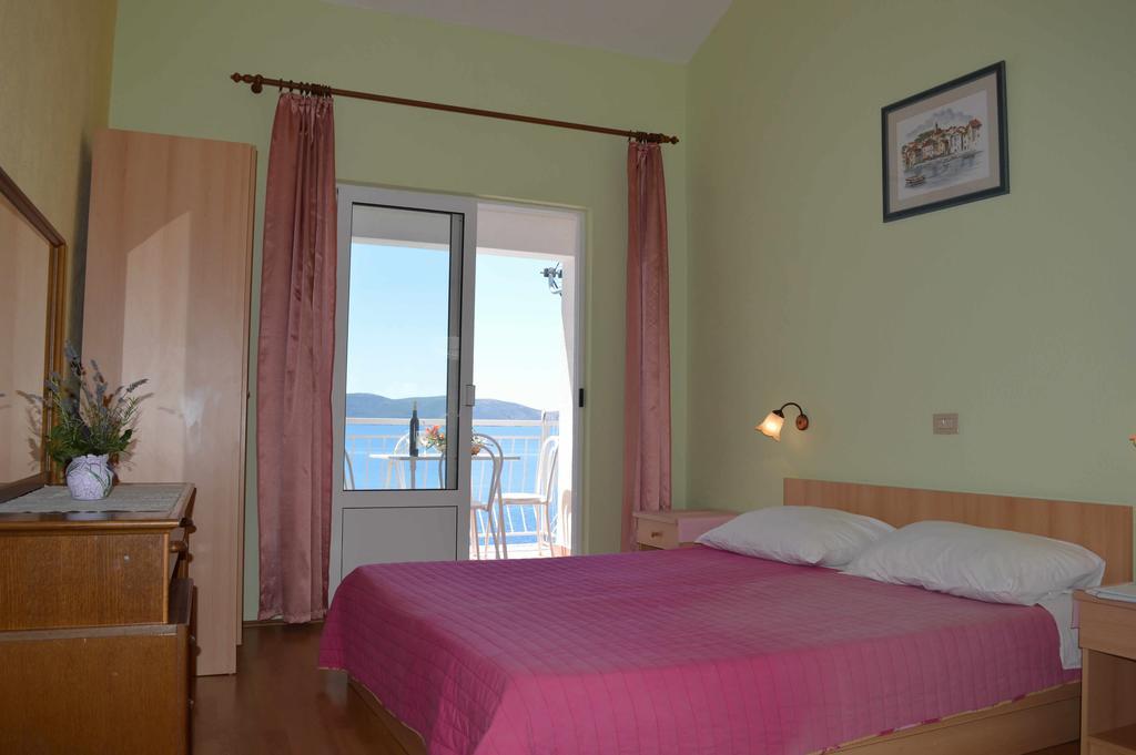 Apartments Majstrovic Zivogosce Exterior photo