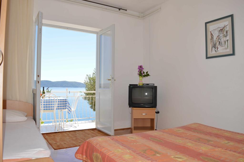 Apartments Majstrovic Zivogosce Exterior photo